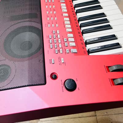 Yamaha PSR-S910 61-Key Arranger Workstation 2010s - Pink image 3