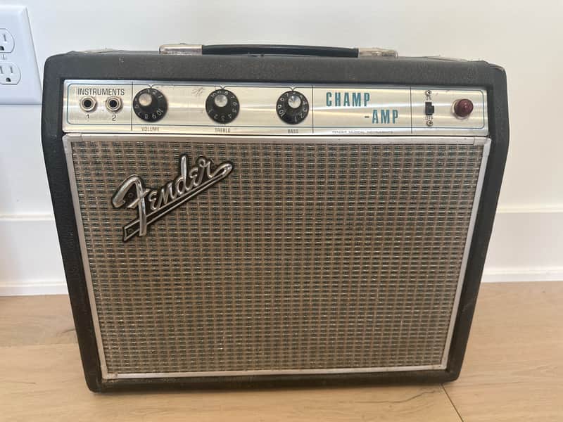 Fender Champ "Drip Edge" 2-Channel 6-Watt 1x8" Guitar Combo 1968 - 1969 - Silverface image 1