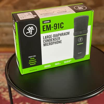 AKG - D58 E - No Reserve - Microphone à lampe