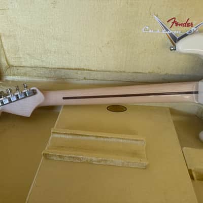 Fender Licensed Warmoth Stratocaster 2026 - Vintage White image 12