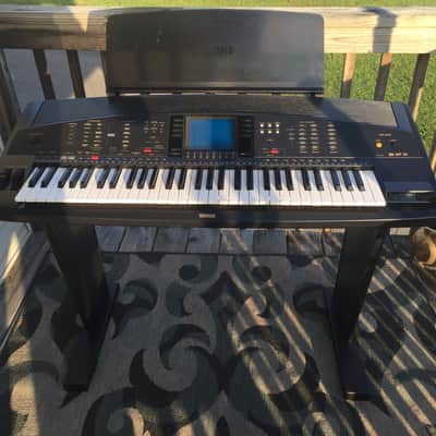 Yamaha PSR-4000 61 note arranger synthesizer keyboard with stand