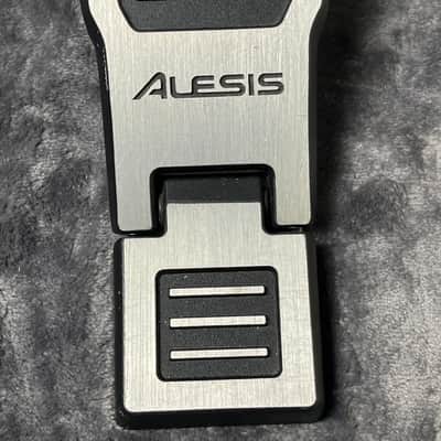 Alesis Single Chain Drive Bass Drum Kick Pedal Electronic Drum Replacement Gear image 5