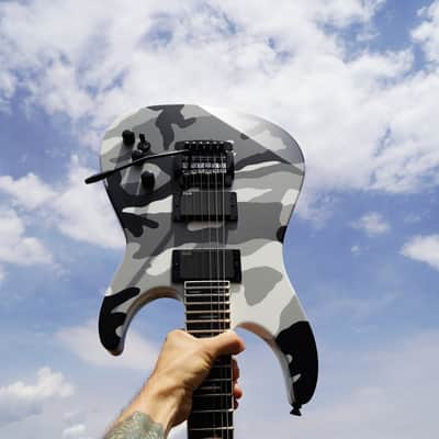 ESP Jeff Hanneman Signature Urban Camo 6-String Electric Guitar w/ Black Tolex Case (2022) image 10