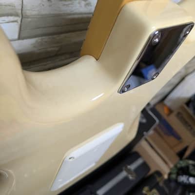 Fender Standard Stratocaster® (Upgrade) (2006-2008), Maple Fingerboard, Arctic White with Fishman Fluence Stratocaster Loaded Pickguard - White with Battery Pack and Hard Case image 18