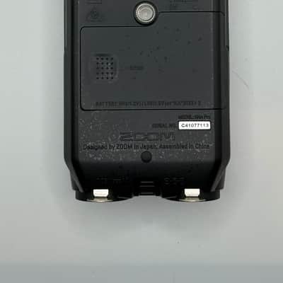 Zoom H4n PRO Handy Digital Multitrack Recorder 2010s - All Black image 2