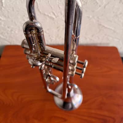 Rare 1960 Olds Mendez Long Model Cornet image 6