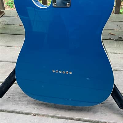 Squier Classic Vibe '60s Custom Esquire - CME Exclusive - Lake Placid Blue image 5