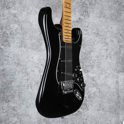 Fender Boxer Series Stratocaster MIJ Black 1985 image 4