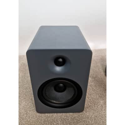 Kanto YU6 - Hi-Fi Speaker - Black - Very Good image 16