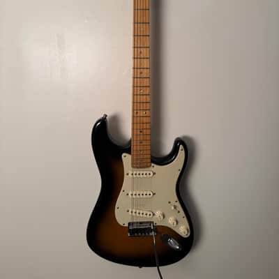 Fender Stratocaster American Deluxe 2005 - Sunburst image 2