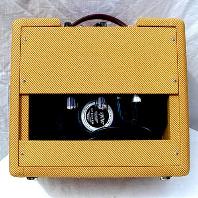 Victoria 518 Tube Amplifier (Near Mint) image 3