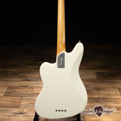 Fano JM4 Oltre Electric Bass w/ Gigbag – Olympic White image 7