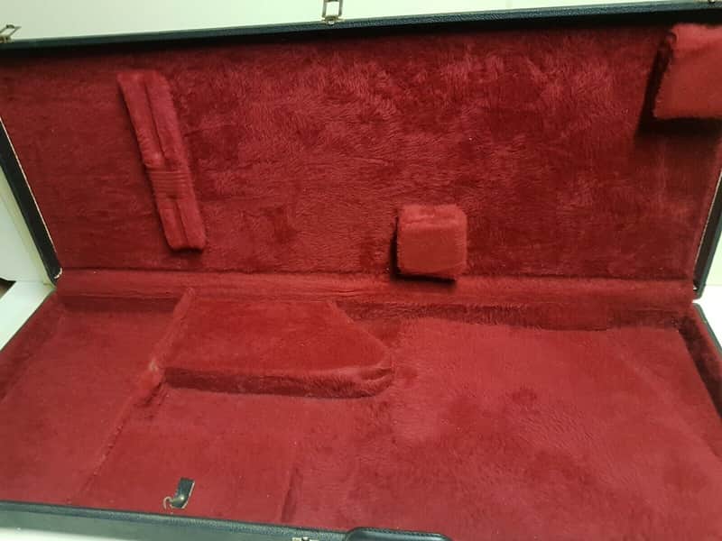 1983 GIBSON EXPLORER CASE - made in USA image 1
