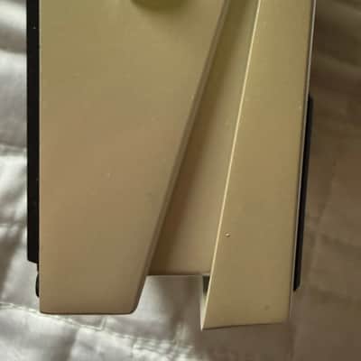 Boss DD-8 Digital Delay 2019 - Present - White image 2