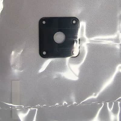 WD Contoured Square Jack Plate For Gibson Les Paul - Black image 2