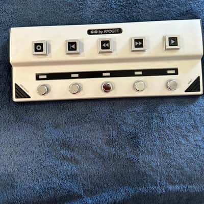 Apogee GiO USB Audio Interface 2010s - White image 1