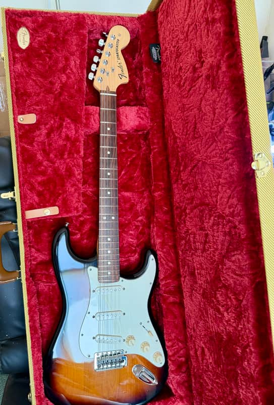 Fender Stratocaster 2007 - Sunburst image 1