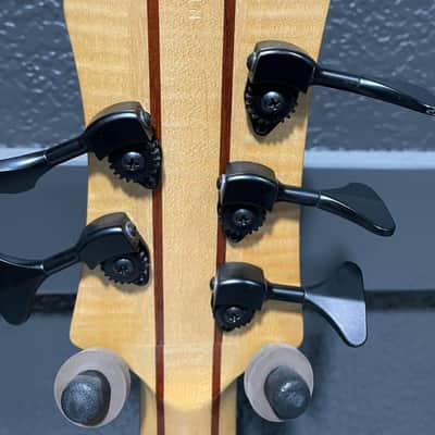 Fodera  / WAL Emperor 2003 Crotch walnut image 6