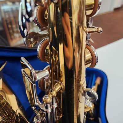 Vintage 1966 Martin Imperial Alto Sax, Orig. Lacquer, New Pads, New Case image 11