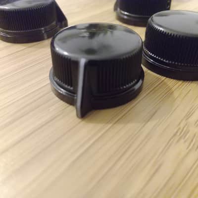 1470 Pointer Knobs 2023 - Negro image 2