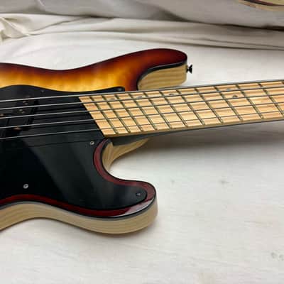 Halo Custom Guitars Custom Shop Clarus 5 Multiscale multi-scale Fanned Fret 5-string Bass 2018 image 5