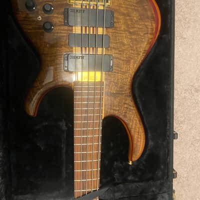 Alembic Series 2 image 4