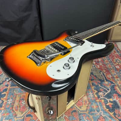 *Video* Mosrite Super Excellent ’65 MKI Kurukumo 3 Tone Sunburst MIJ - 1990's image 16