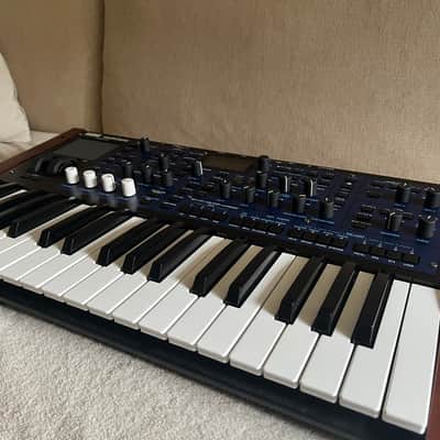 Korg Multi/Poly 37-Key Analog Modeling Synthesizer 2024 - Present - Black & Blue with Wood Sides image 5
