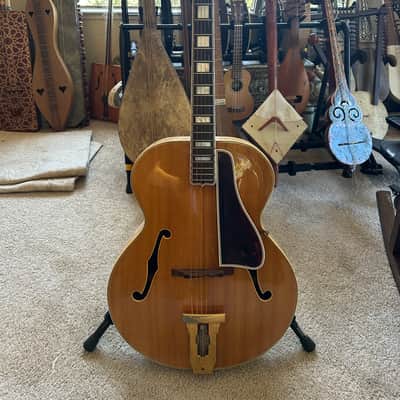 Gibson L-5 1946 Natural image 1