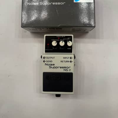 Boss Roland NS-2 Noise Suppressor Gate Guitar Effect Pedal + Box image 1