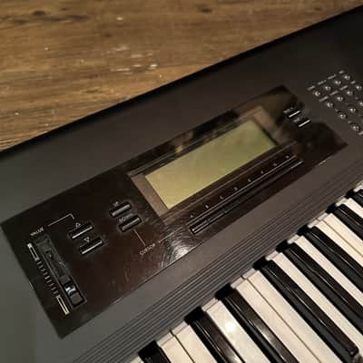 Korg T3 EX 61 key Music Workstation Synthesizer Piano Vintage Keyboard 1990s Black image 7
