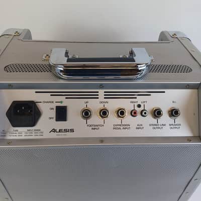 Alesis RoadFire 15 Battery-Operated Guitar Amplifier with DSP 15 Watts 1x8"Combo image 5