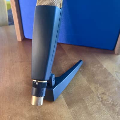 Sennheiser MD 421-SE Special Edition 90th Anniversary Cardioid Dynamic Microphone 2003 - Black and Gold image 3