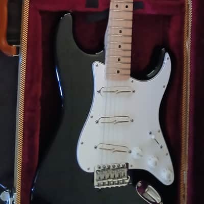 Fender mim strat 2007 - black image 1