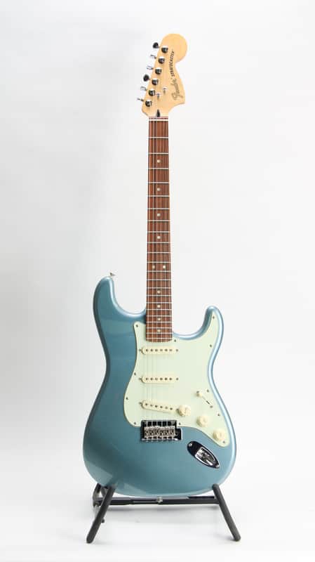 Fender Deluxe Roadhouse Strat (2018)