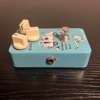 Animals Pedal Relaxing Walrus Delay V1 (Blue Graphic) | Open Box image 2