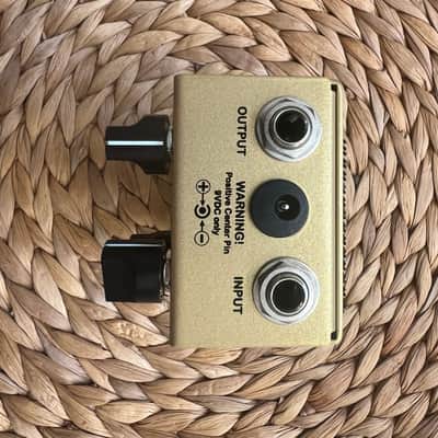 Fulltone Custom Shop Queen Bee Germanium Fuzz - Gold image 2