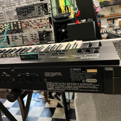 Yamaha DX7IIFD 16-Voice Synthesizer with Floppy Drive 1986 - 1989 - Black image 8