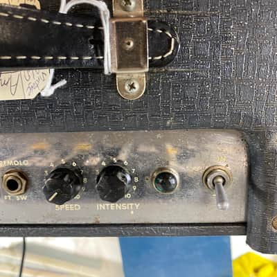 1960 Ampeg R-12 Rocket image 3