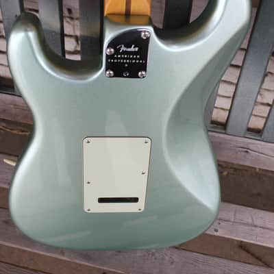 Fender American Professional II Stratocaster HSS 70Th Anniversary image 13
