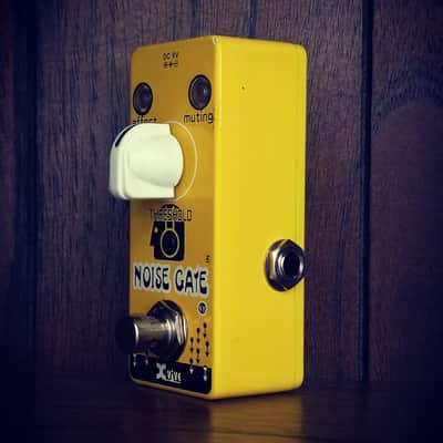Xvive V11 Noise Gate 2015 - Yellow image 3