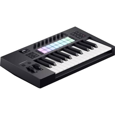 Novation Launchkey 25 Mk4 Keyboard Controller image 3