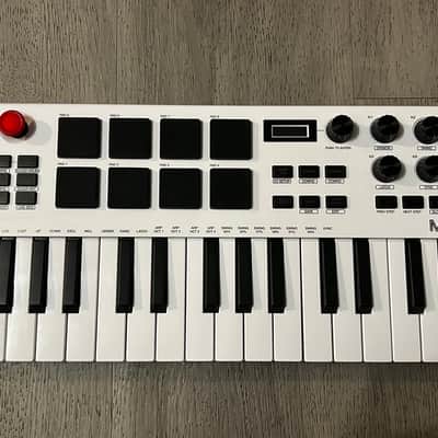 Akai MPK Mini Plus 37-Key MIDI Controller 2022 - Present - Black