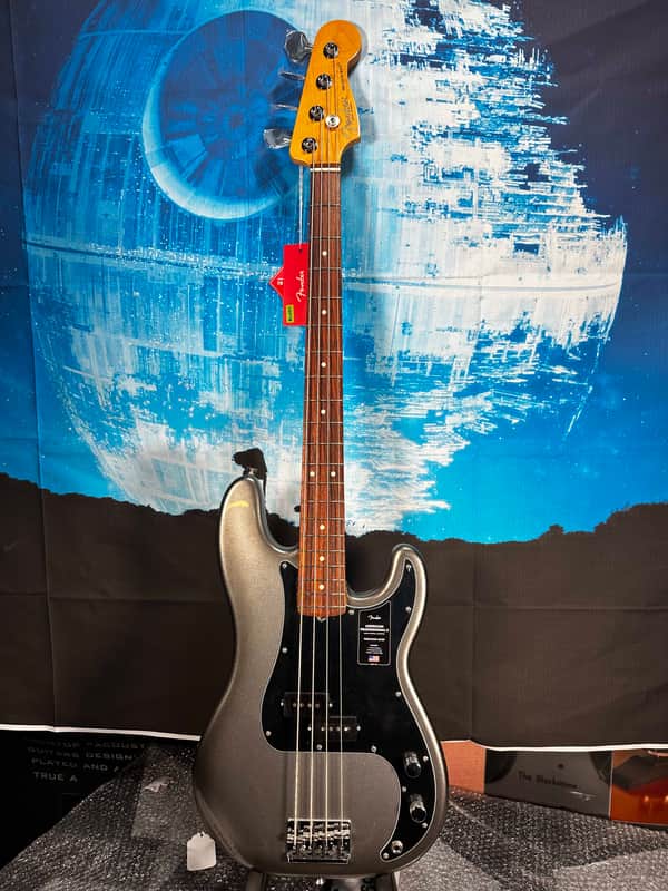 Fender AMERICAN PROFESSIONAL II PRECISION BASS image 1