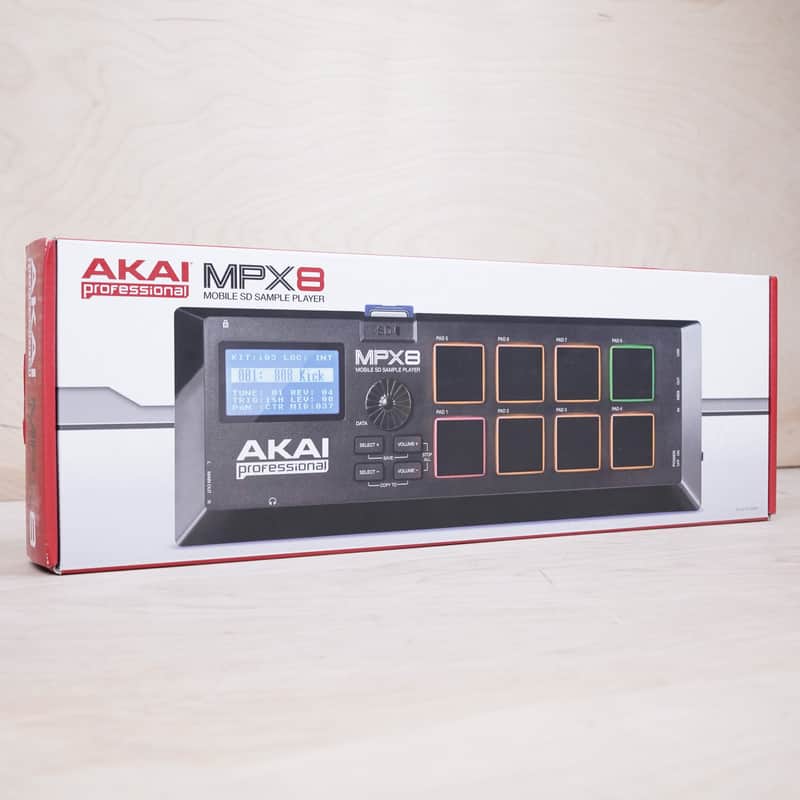 AKAI MPX8 モバイルSDサンプルプレーヤー Akai MPX8 Mobile SD Sample Player - Mile High DJ Supply