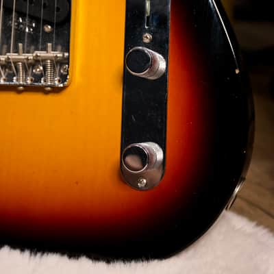 Fender Custom Shop '60 Reissue Telecaster Relic NAMM 2018 Custom Built 3 Tone Sunburst Limited Edition image 5