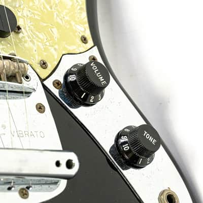 1989 Fender Mustang MG-69 Reissue MIJ Black w/ Gigbag, Trem Arm & Model Card image 15