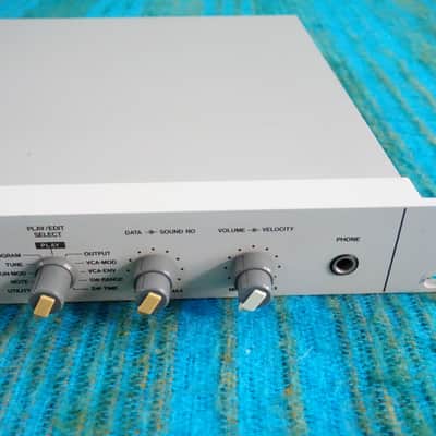 Akai professional XE8 MIDI Drum Expander Module - K030 image 7