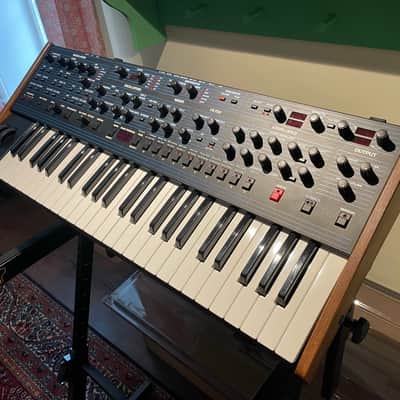 Sequential OB-6 49-Key 6-Voice Polyphonic Synthesizer image 3