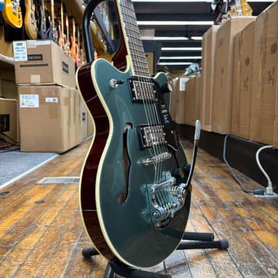 Gretsch G2655T Streamliner Center Block Jr. Double-Cut Electric Guitar Gunmetal image 2